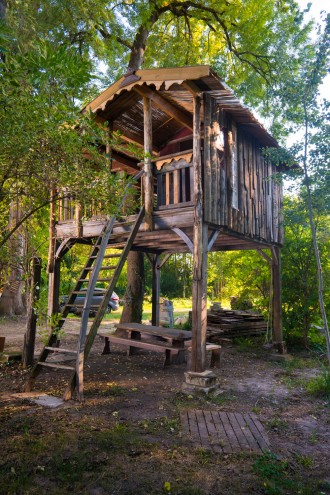 cabane en bois